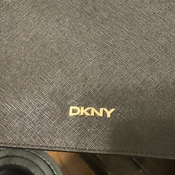 DKNY Black Leather Envelope hand bag Clutch - Picture 2 of 8